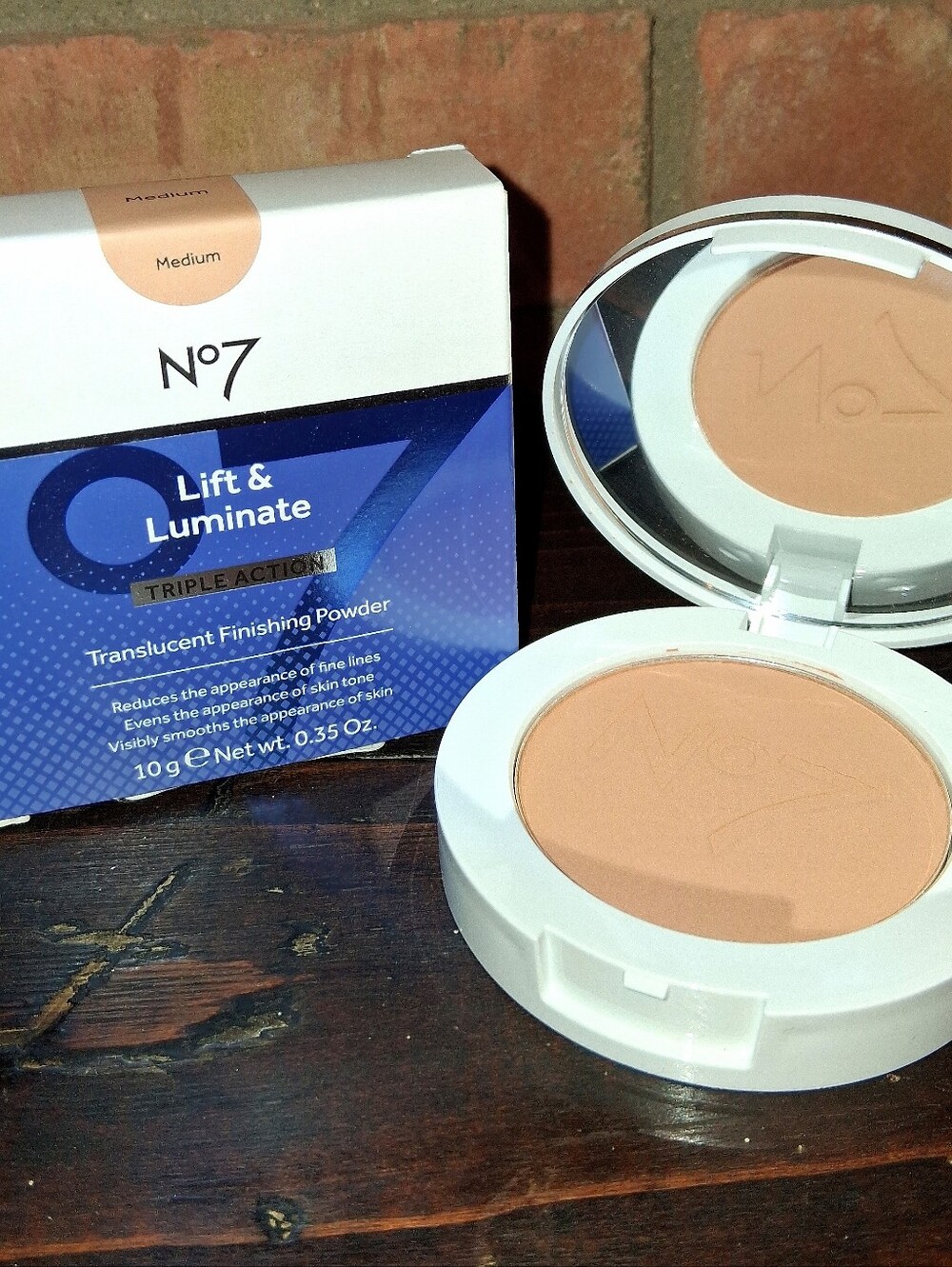 New Unused No 7, Lift and Luminate Finishing Powder, .35 Oz
